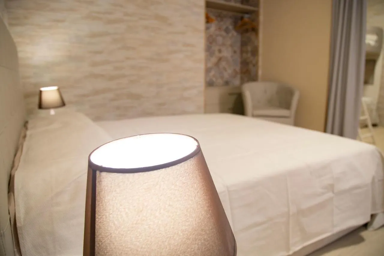 Iris Opera Ortigia Apartment Syracuse Italy